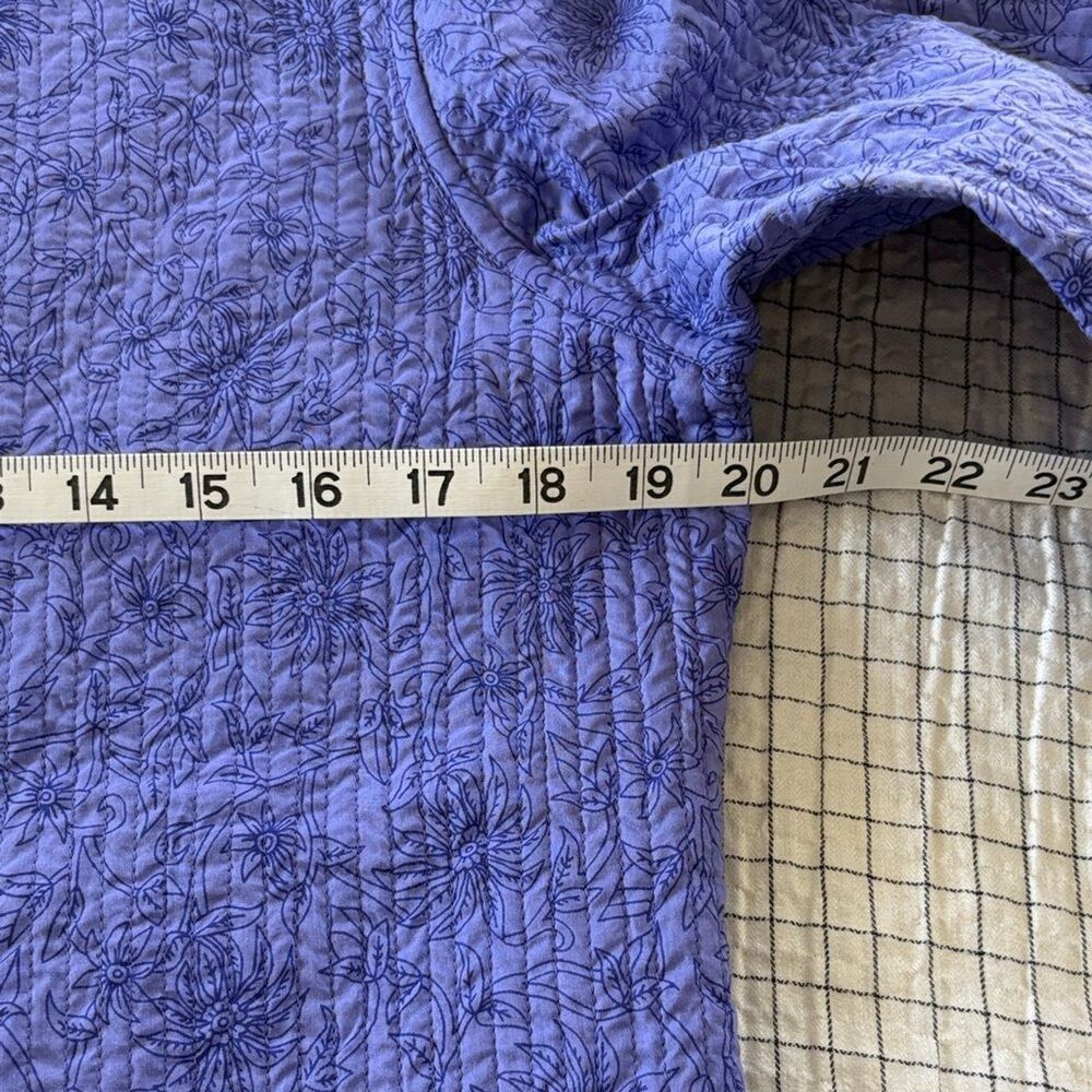 Reversible Women Floral Textured Quilted Jacket Size L Pockets Both Sides P2P 22 - Picture 10 of 12